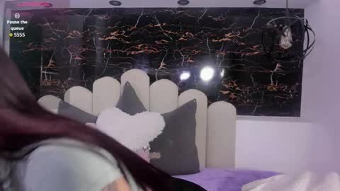 Mazikeen  online show from November 14, 2025, 5:06 am