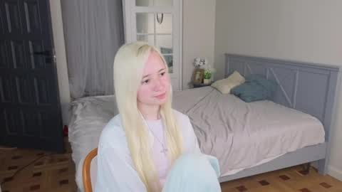 Christina online show from May 25, 2026, 6:03 pm