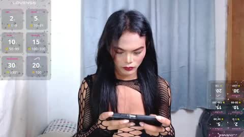 Snapshot of mabuhay_lola chatting on June 12, 2026, 4:00 am Divina online show from June 12, 2026, 4:00 am