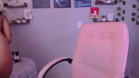 Macey Elliot Modelo Independiente online show from January 22, 2025, 11:56 am