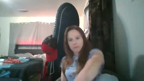 Snapshot of maceyloves chatting on February 14, 2026, 5:15 am maceyloves online show from February 14, 2026, 5:15 am