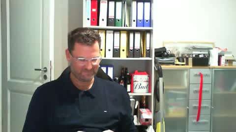 macfly67 online show from December 3, 2024, 8:17 pm