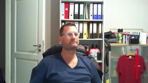 macfly67 online show from February 7, 2025, 10:52 pm