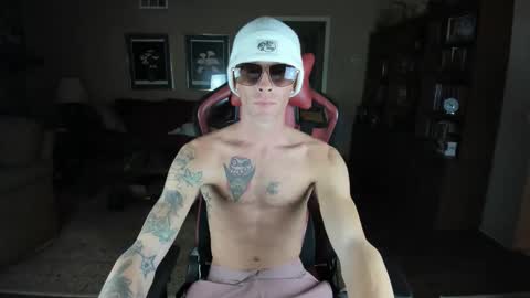 machinecumkelly69 online show from February 18, 2026, 4:52 am