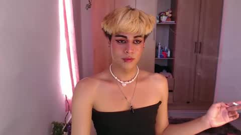 Snapshot of machissex chatting on January 18, 2025, 7:15 pm machissex online show from January 18, 2025, 7:15 pm