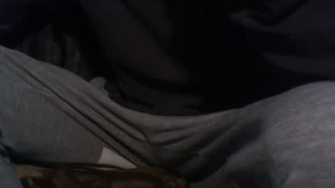 macho9385 online show from April 10, 2026, 10:25 pm