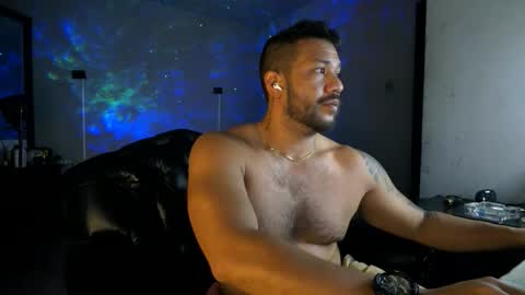 Snapshot of machohandsome chatting on May 28, 2026, 9:28 am Javier papichulo master how do you want online show from May 28, 2026, 9:28 am