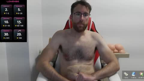 Snapshot of machohiberiko chatting on November 10, 2025, 8:30 pm Jota online show from November 10, 2025, 8:30 pm