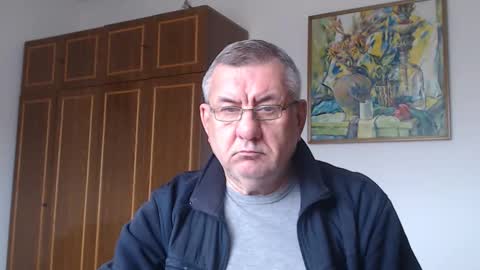 Macho online show from October 31, 2025, 10:49 am