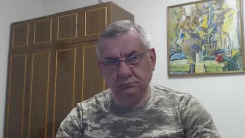 Snapshot of machomale3 chatting on April 20, 2026, 7:04 pm Macho online show from April 20, 2026, 7:04 pm