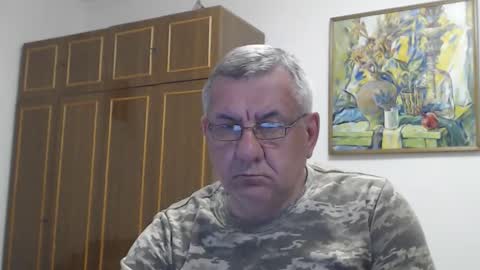Snapshot of machomale3 chatting on April 22, 2026, 6:42 pm Macho online show from April 22, 2026, 6:42 pm