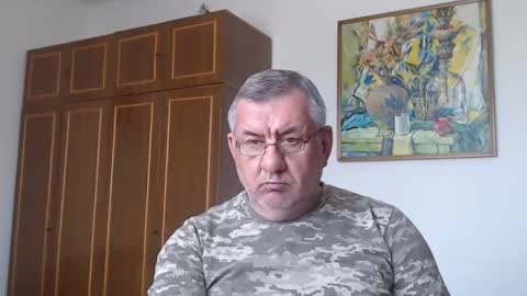 Snapshot of machomale3 chatting on April 25, 2026, 2:03 pm Macho online show from April 25, 2026, 2:03 pm