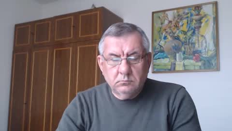 Snapshot of machomale3 chatting on May 1, 2026, 4:22 pm Macho online show from May 1, 2026, 4:22 pm