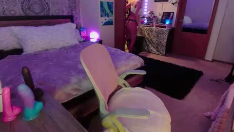 maciimayy online show from January 10, 2026, 12:23 am