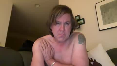 xStraightEdgex online show from December 28, 2024, 5:55 am