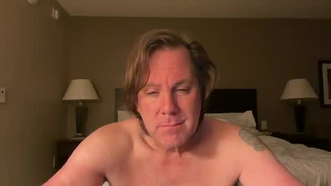 xStraightEdgex online show from September 24, 2025, 2:04 am