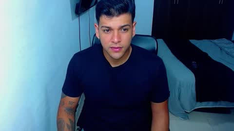 Snapshot of mack_demon chatting on September 29, 2025, 11:04 am Mack online show from September 29, 2025, 11:04 am