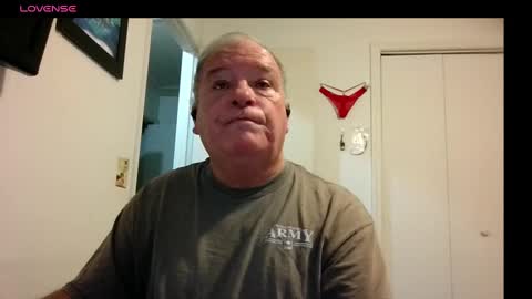 Snapshot of mackdocc001 chatting on November 1, 2025, 10:50 am mackdocc001 online show from November 1, 2025, 10:50 am