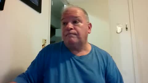 Snapshot of mackdocc001 chatting on December 14, 2025, 2:55 pm mackdocc001 online show from December 14, 2025, 2:55 pm