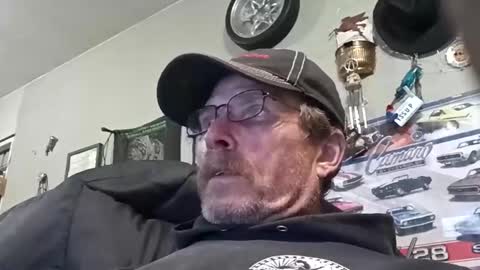 mackdog1369 online show from May 3, 2026, 4:40 am