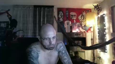 Snapshot of mad_dem0n chatting on December 23, 2024, 11:06 pm Manuel online show from December 23, 2024, 11:06 pm