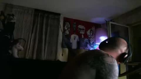 Snapshot of mad_dem0n chatting on March 4, 2025, 1:23 am Manuel online show from March 4, 2025, 1:23 am