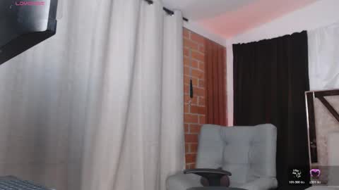 Snapshot of madam_agathaa chatting on April 20, 2026, 10:18 am Agathaa white online show from April 20, 2026, 10:18 am