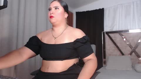Snapshot of madam_agathaa chatting on April 22, 2026, 10:17 am Agathaa white online show from April 22, 2026, 10:17 am
