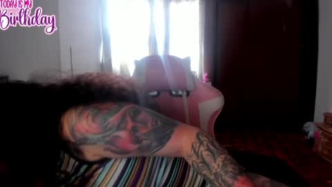 Snapshot of madam_sativa chatting on May 17, 2026, 9:11 pm di online show from May 17, 2026, 9:11 pm