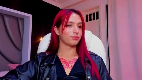 Snapshot of madame_lilith chatting on January 31, 2025, 11:24 am madame lilith online show from January 31, 2025, 11:24 am