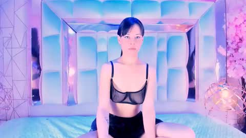  madamedesade01   online show from November 2, 2025, 9:06 pm