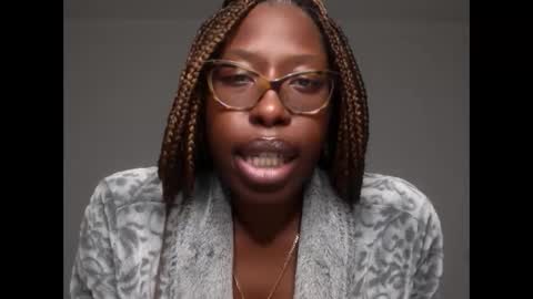 YourMadamIndigo online show from January 5, 2025, 6:13 am