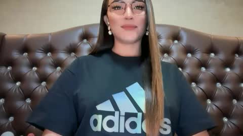 Snapshot of madammistressdominatrixxx chatting on April 21, 2026, 3:35 am Alison Kloss online show from April 21, 2026, 3:35 am