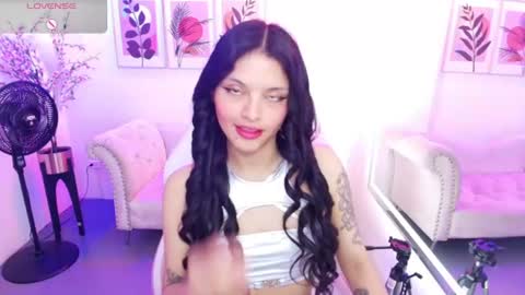 Snapshot of maddie_t18 chatting on July 10, 2026, 11:24 am maddie_t18 online show from July 10, 2026, 11:24 am