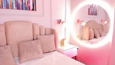 Maddy  online show from March 29, 2026, 7:14 pm