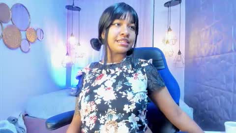 Snapshot of maddy_magic chatting on November 22, 2025, 8:08 pm Maddy online show from November 22, 2025, 8:08 pm