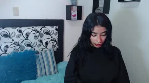 Snapshot of maddy_parker_ chatting on December 15, 2024, 9:56 am Maddy Parker online show from December 15, 2024, 9:56 am