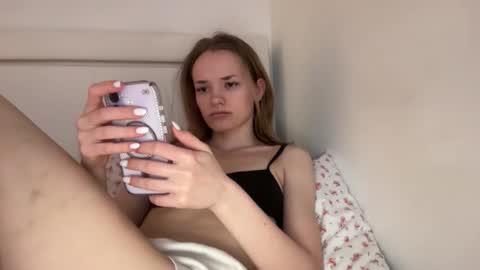 maddybabyy online show from May 4, 2026, 11:56 pm
