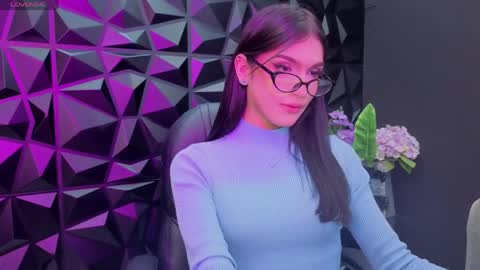 Maddy  online show from April 20, 2026, 3:48 pm