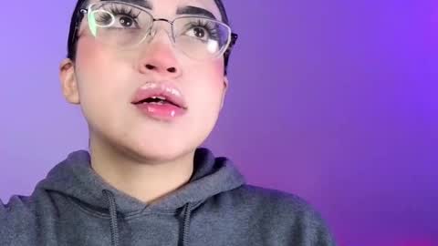 Snapshot of maddyghost chatting on September 21, 2025, 5:58 pm Please followme and rate me your thumbs up online show from September 21, 2025, 5:58 pm