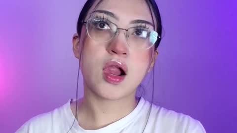 Snapshot of maddyghost chatting on September 26, 2025, 10:25 pm Please followme and rate me your thumbs up online show from September 26, 2025, 10:25 pm