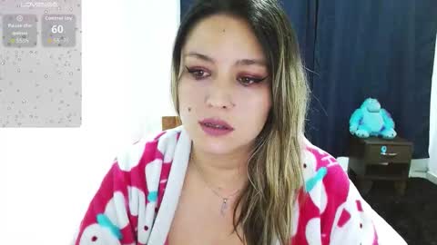 Snapshot of madelheine chatting on February 3, 2026, 3:04 am Madelheine online show from February 3, 2026, 3:04 am