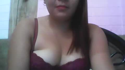 Snapshot of madeline263 chatting on January 15, 2026, 12:26 am madeline263 online show from January 15, 2026, 12:26 am