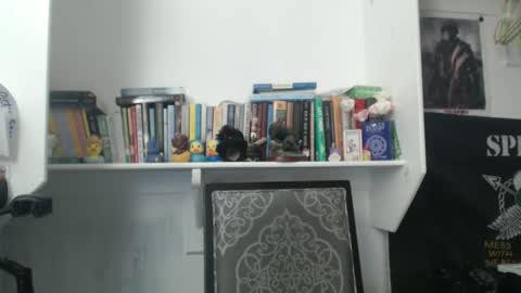 Letty online show from October 27, 2025, 7:51 pm