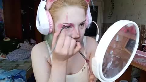 Snapshot of madgezari chatting on February 21, 2026, 7:09 am Alice Kaneki online show from February 21, 2026, 7:09 am