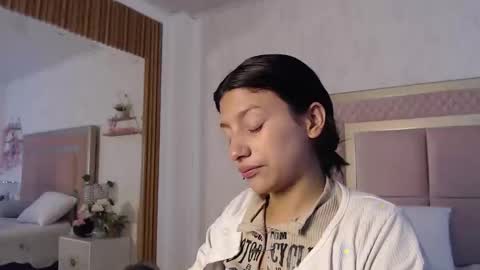 Snapshot of madhison_5 chatting on April 9, 2026, 12:21 pm madhison_5 online show from April 9, 2026, 12:21 pm