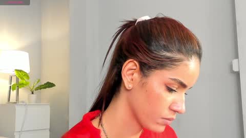 Snapshot of madie_collins7 chatting on January 17, 2025, 5:51 pm Madie online show from January 17, 2025, 5:51 pm