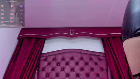 Maddison online show from December 3, 2025, 8:29 pm