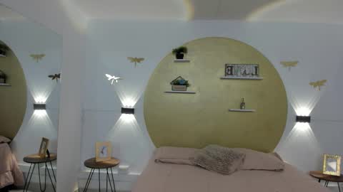 Snapshot of madison_darkk chatting on November 5, 2025, 11:43 am MADISON online show from November 5, 2025, 11:43 am