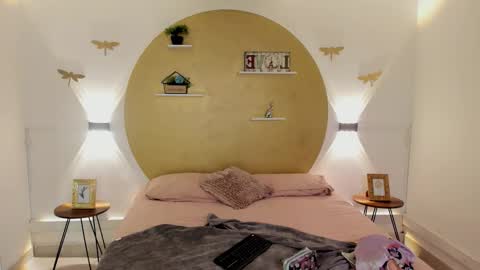 Snapshot of madison_darkk chatting on November 12, 2025, 11:43 am MADISON online show from November 12, 2025, 11:43 am